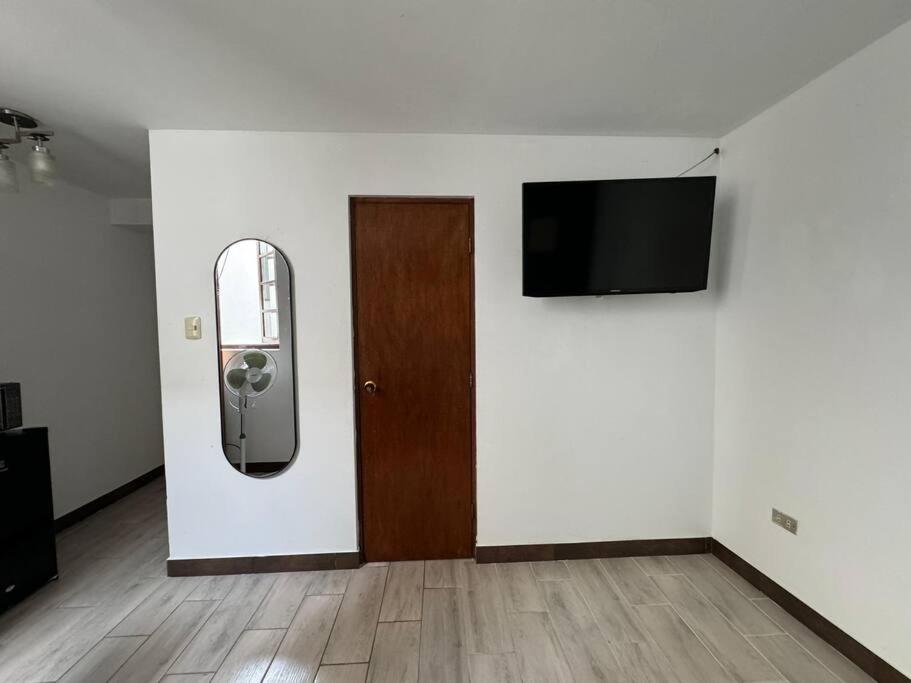 Apartamento Lindo, Frente A Parque Kennedy !